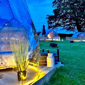 https://deerstone-glamping-earby.yorkshirehotels.net
